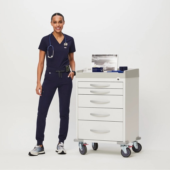 Figs Pants - *Brand New* Figs Women's Navy Zamora Jogger Pants and Casma Top Scrub Set